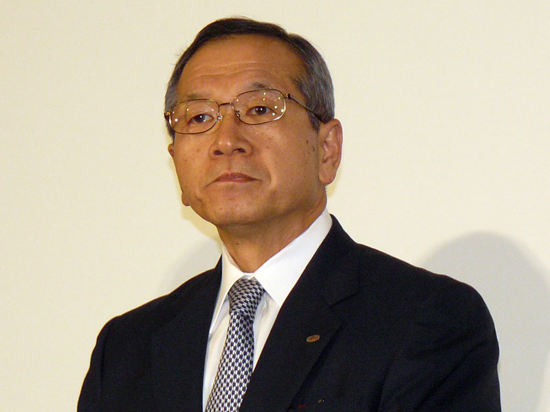 <strong>代表取締役会長兼社長の間塚道義氏</strong>