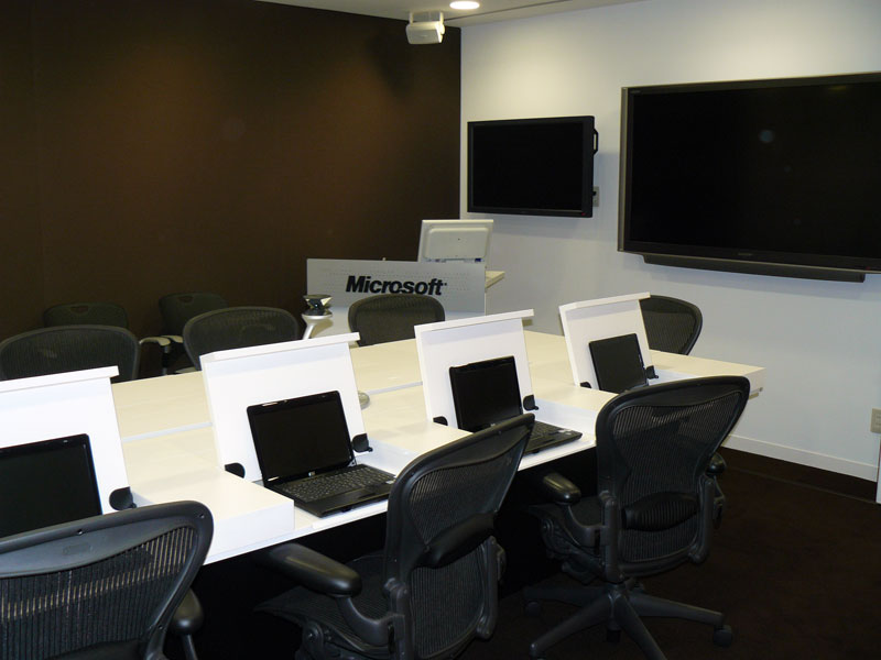 <strong>Solution Experience Room</strong>