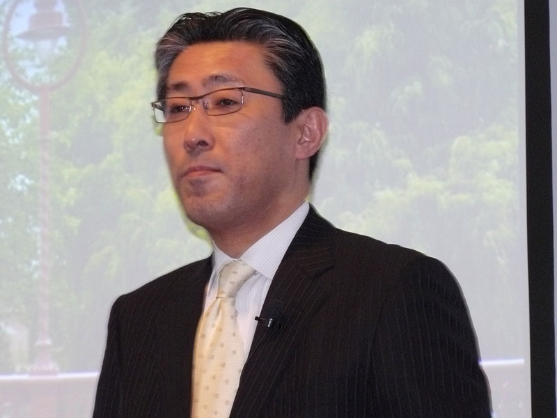 <strong>副社長の平井康文氏</strong>