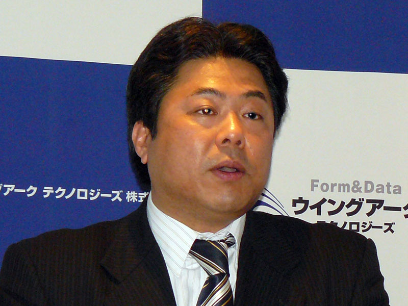 <b>マーケティング部 部長の谷口功氏</b>