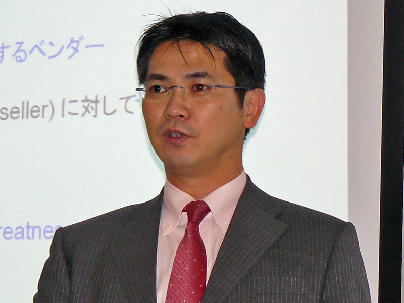 <strong>マーケティング部 部長の阿部恵史氏</strong>