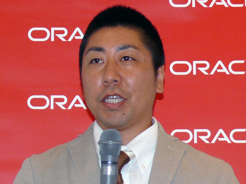 <strong>Fusion Middlewareビジネス推進本部 シニアマネジャーの上村静史氏</strong>