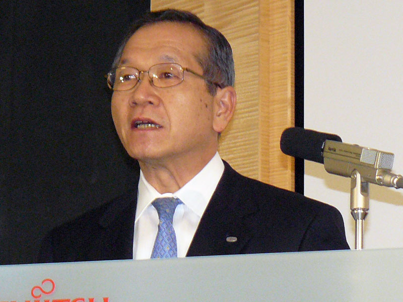 <strong>代表取締役会長の間塚道義氏</strong>
